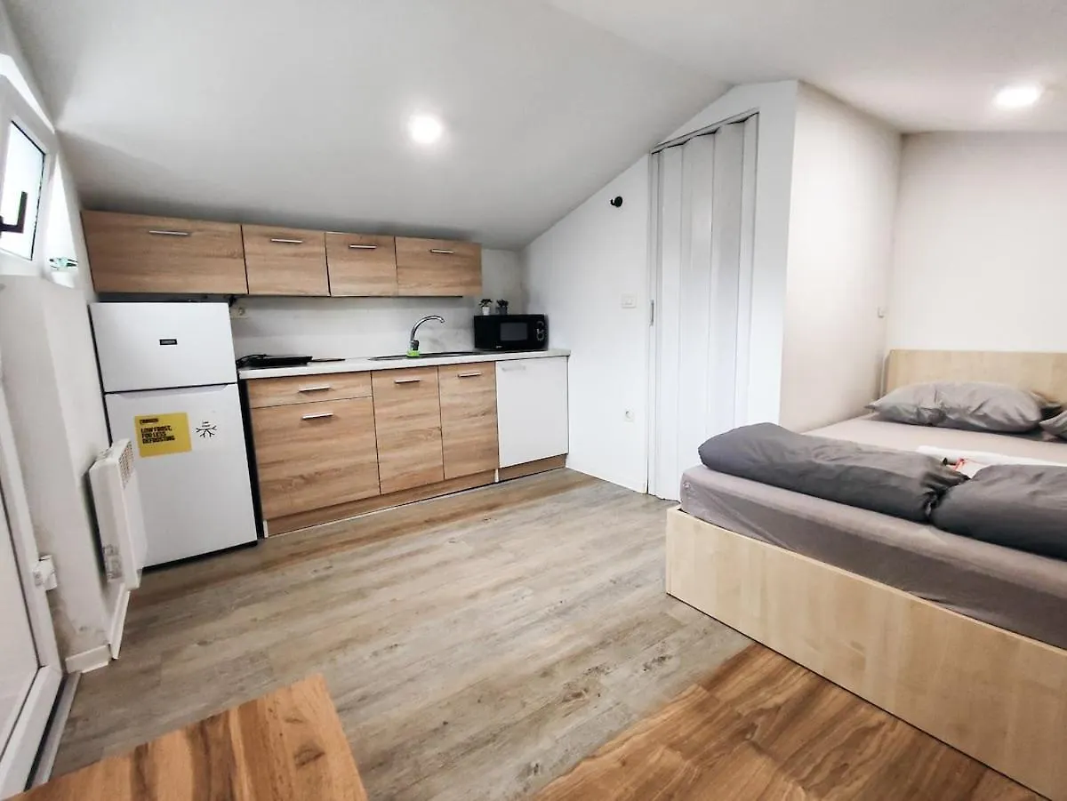 Apartment Sandy For 2 Near City Centre Ljubljana